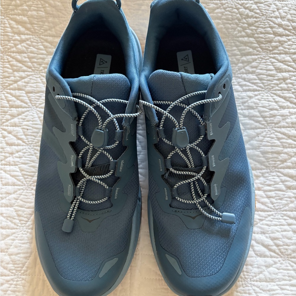 Hoka Women’s Transport Model.